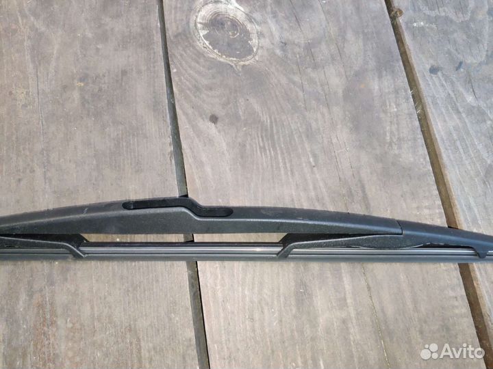 Щётка заднего дворника largus