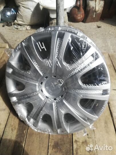 Колпаки на диски R14