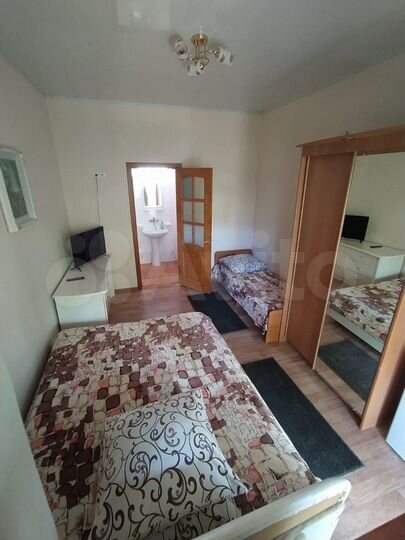 Комната 16 м² в 1-к., 1/2 эт.