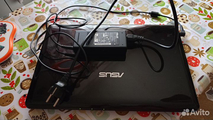 Ноутбук asus