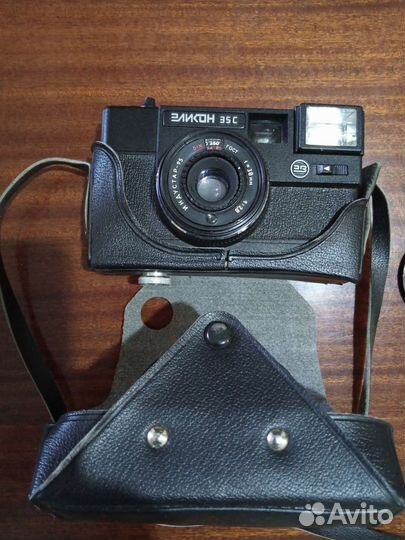 Пленочный фотоаппарат Эликон
