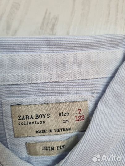 Рубашка Zara 122 голубая новая