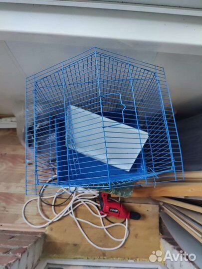 Клетка для попугаев