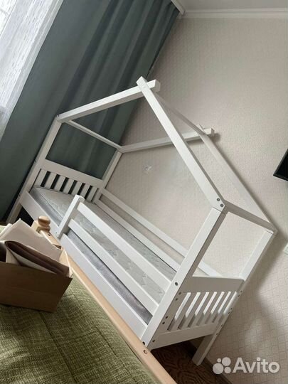 Кровать домик Ассоль