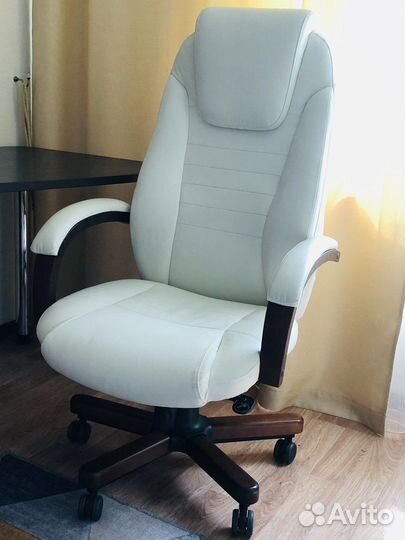 Кресло руководителя 