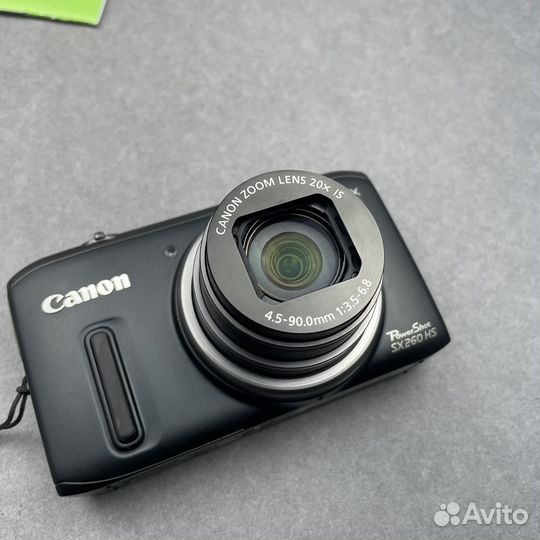 Canon powershot sx260 hs box