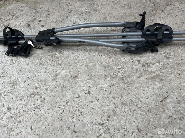 Велокрепление на крышу thule