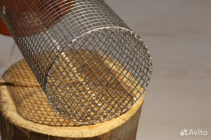 Кормушка для птиц сетчатая