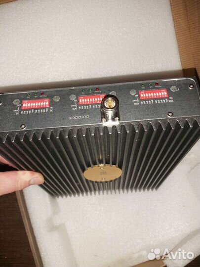 Бустер усиления сотовой связи