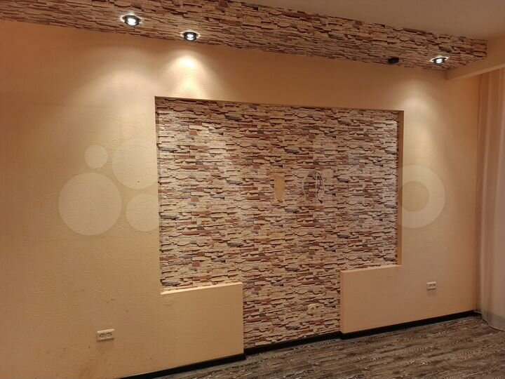 2-к. квартира, 54 м², 1/2 эт.