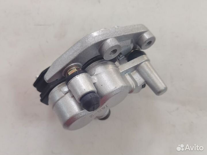 Суппорт передний тормозной Honda Lead AF48 JF06