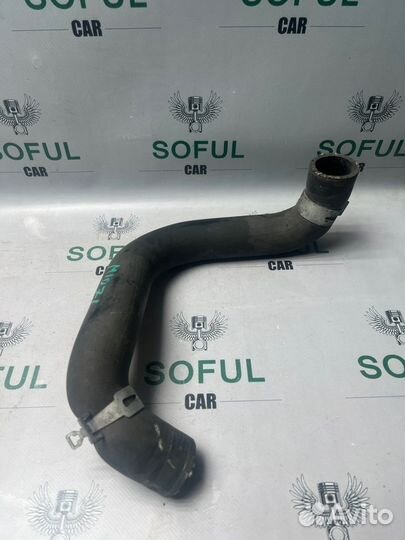 Патрубок радиатора Toyota Avensis 2005