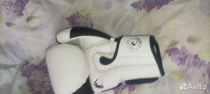 Боксерские перчатки 14 oz