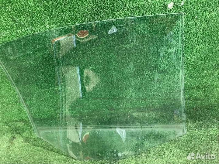 Стекло двери задней заднее левое Bmw 5-Series E60