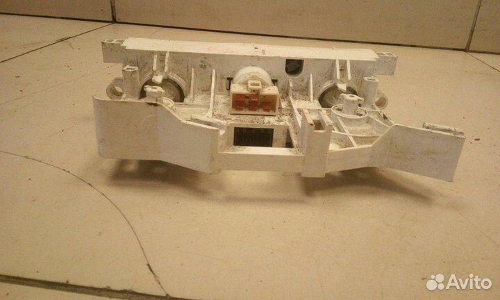 Блок управления отопителем Mitsubishi Lancer