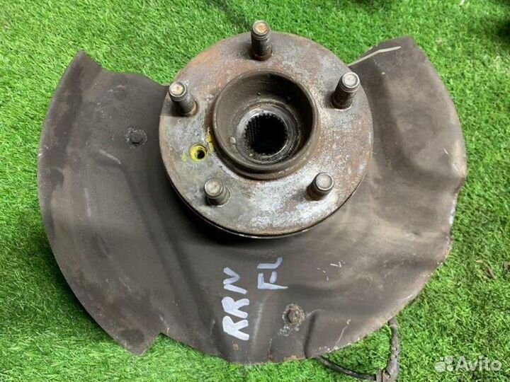 Кулак передний левый Range Rover L322 Land Rover