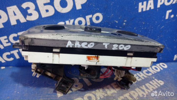 Блок управления печкой Chevrolet Aveo T200 седан