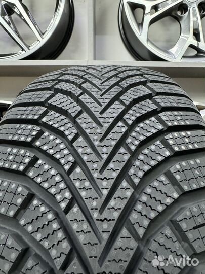 Sailun Ice Blazer Alpine+ 205/45 R16 87H