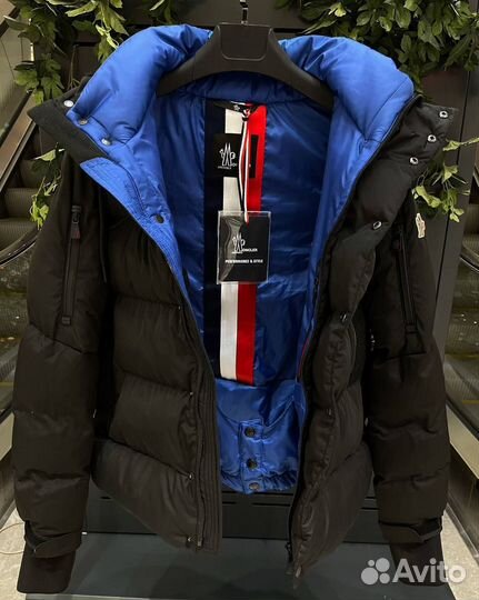 Пуховик Moncler пух