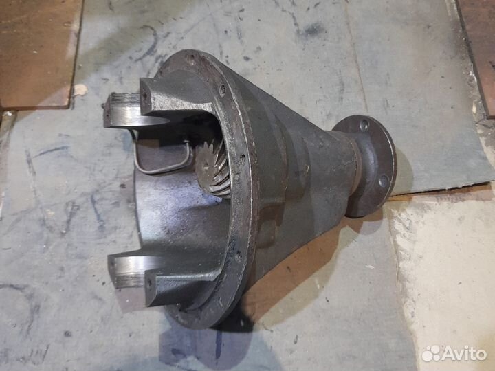 Корпус редуктора заднего 4.9 Pajero 2