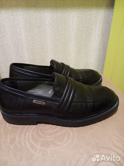 Школьные туфли нат. кожа 33 р
