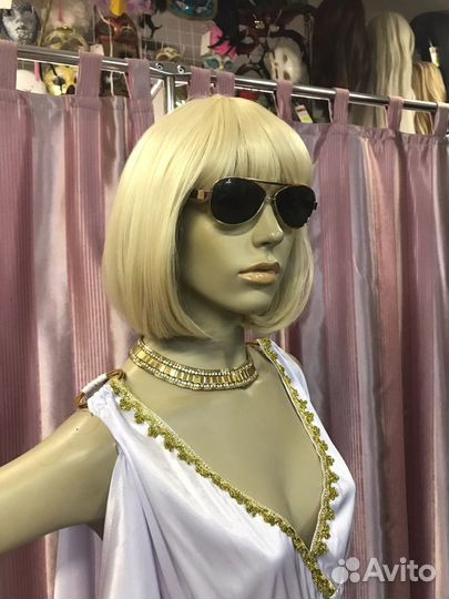 Парики натуральных цветов напрокат