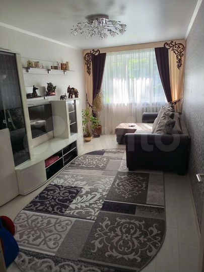 2-к. квартира, 47 м², 3/5 эт.