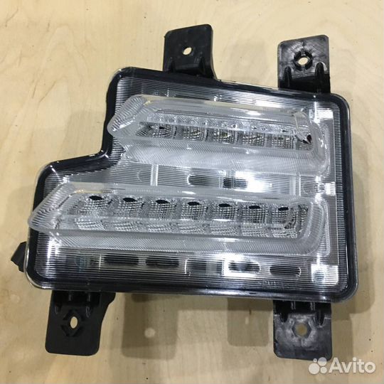 Фара противотуманная левая LED 605000268AA для Tig