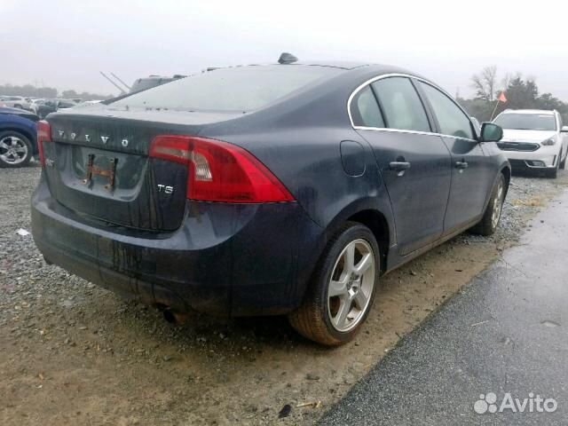Вольво S60 T5 2011- на запчасти в разбор