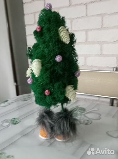 Елка из стабилизированного мха