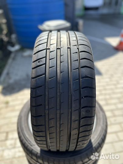 Triangle EffeXSport TH202 215/45 R16