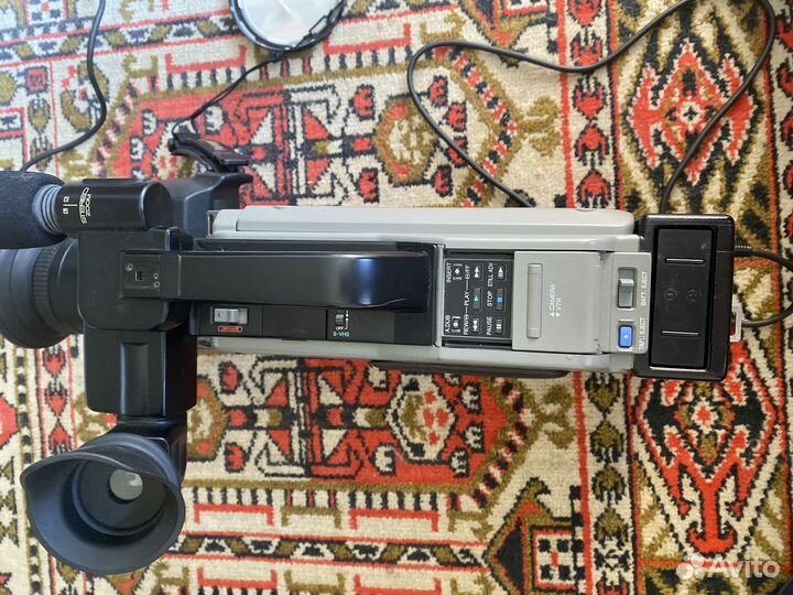 Panasonic VW-SHM20 Super VHS Camera cased
