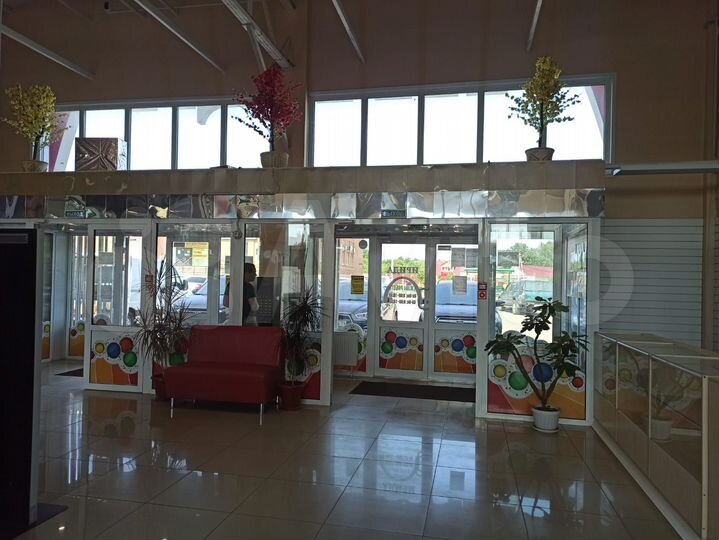 Торговая площадь, 1294.4 м²