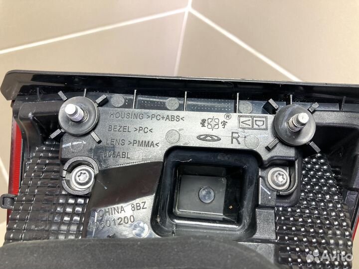 Фонарь внутренний правый Chery Tiggo 4 FL