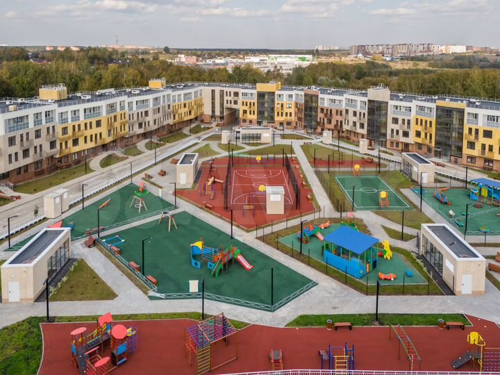 2-к. квартира, 70,1 м², 2/4 эт.