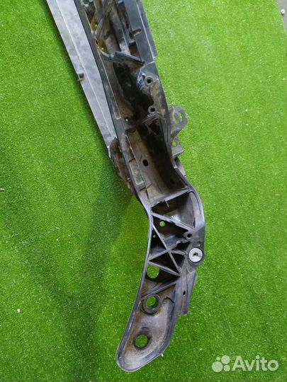 Телевизор Audi A6 C8