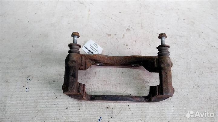 Скоба суппорта переднего Peugeot 308