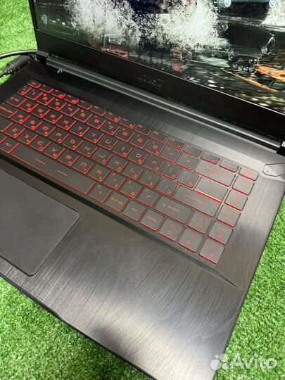 Игровой ноутбук MSI
