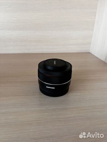 Объектив samyang 35 mm 2.8 для Sony FE