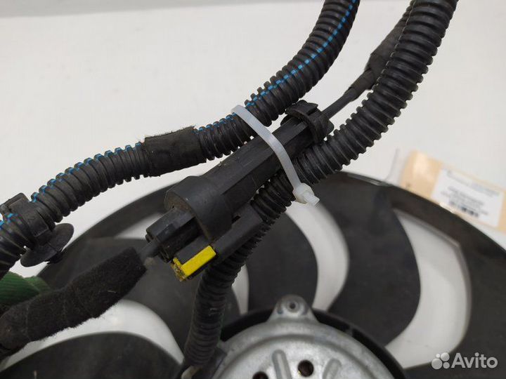 Б/У Вентилятор радиатора denso 4057750000 chrysler