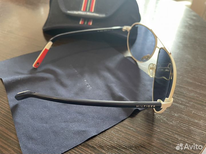 Солнцезащитные очки женские tommy hilfiger