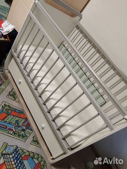 Продам детскую кроватку