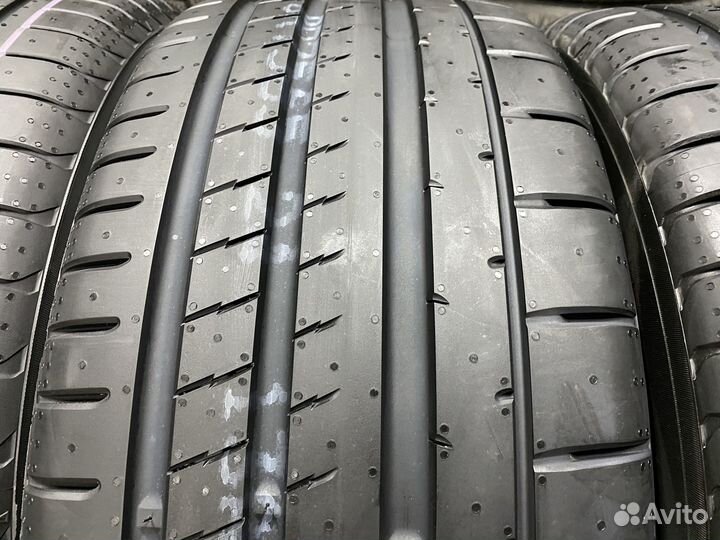 Yokohama Advan Sport V107 245/40 R20 99Y