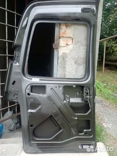 Дверь на Citroen Berlingo