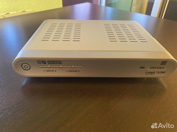 Спутниковый Ресивер триколор DRS 8305