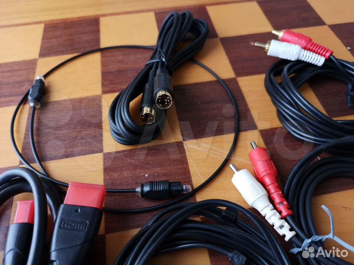 Аудио и видео кабели фирм Monster и Profigold