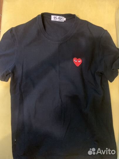 Футболка comme des garcons