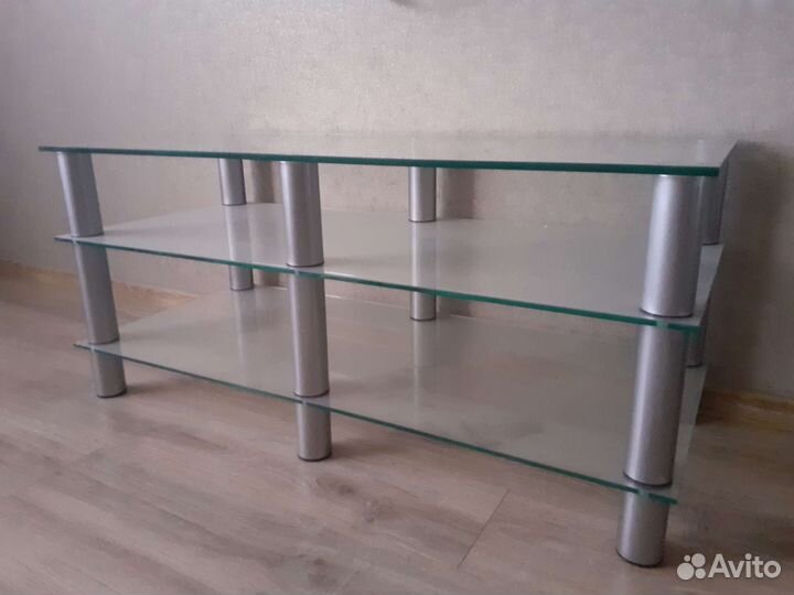 Стеклянная тумба