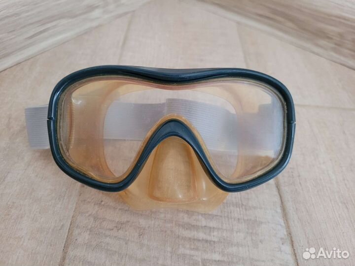 Маска, нарукавники, ласты, мяч