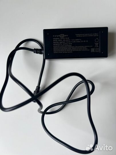 Универсальная зарядка для ноутбука